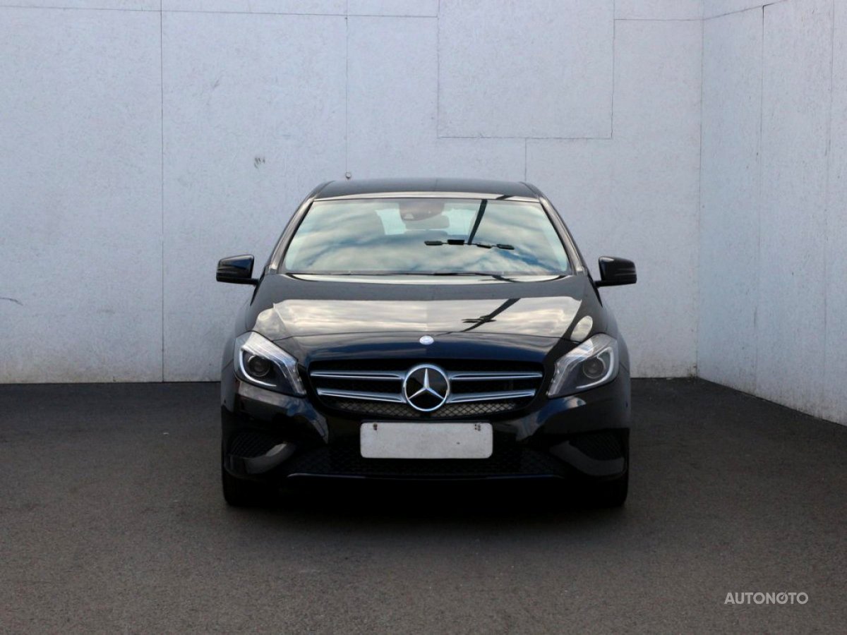 Mercedes-Benz Třída A, 2016 - pohled č. 2