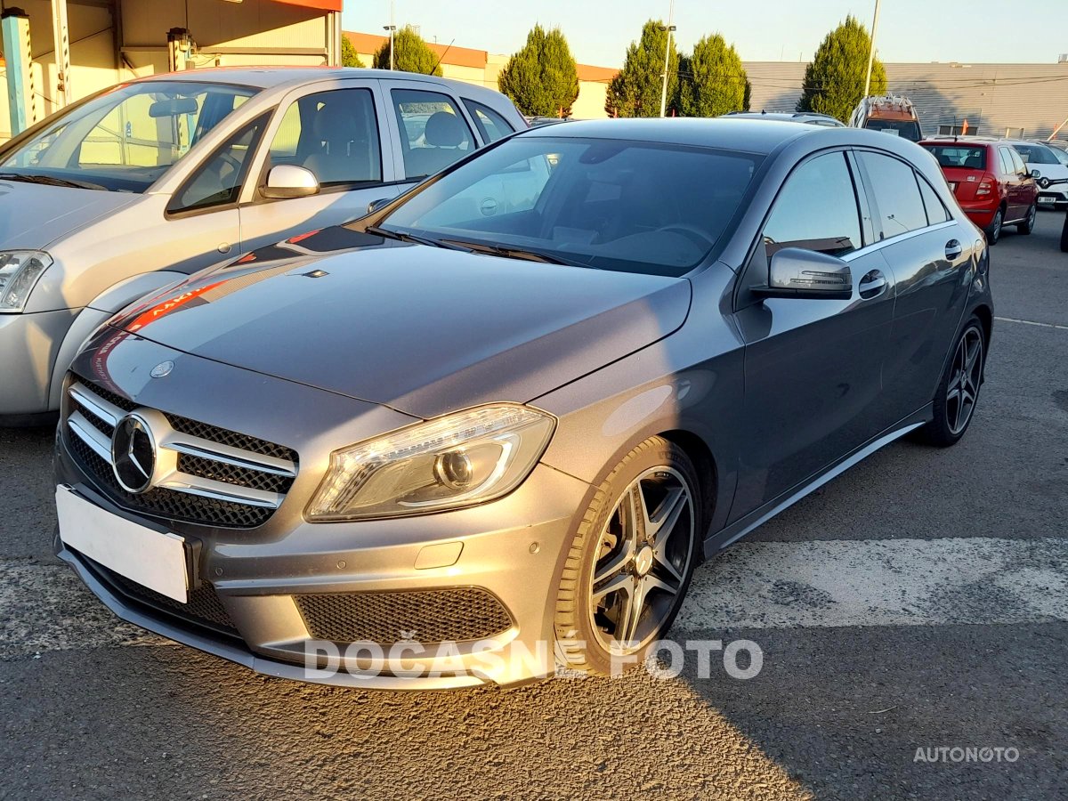 Mercedes-Benz Třída A, 2012 - pohled č. 3