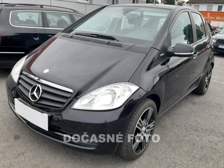 Mercedes-Benz Třída A, 2011 - pohled č. 3