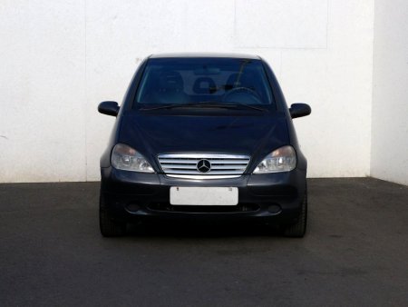 Mercedes-Benz Třída A, 2002 - pohled č. 2