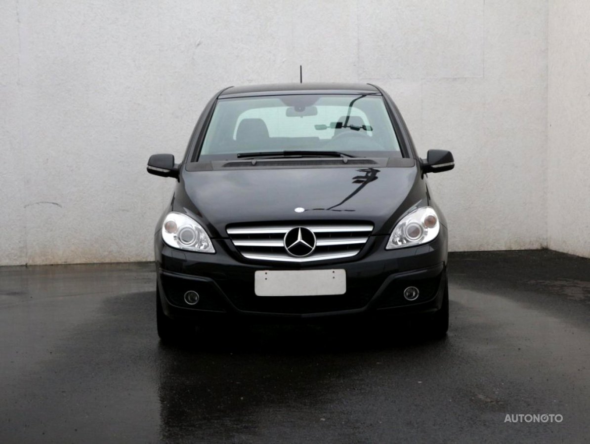 Mercedes-Benz Třída B, 2010 - pohled č. 2