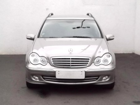 Mercedes-Benz Třída C, 2001 - pohled č. 2