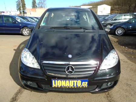 Mercedes-Benz Třídy A, 2008 - pohled č. 2