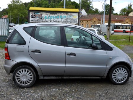 Mercedes-Benz Třídy A, 1999 - pohled č. 2