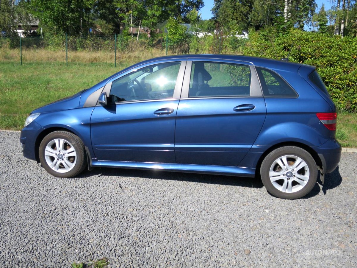 Mercedes-Benz Třídy B, 2008 - pohled č. 2