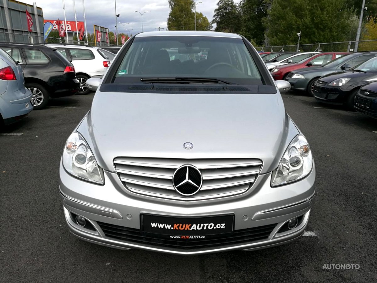 Mercedes-Benz Třídy B, 2008 - pohled č. 2