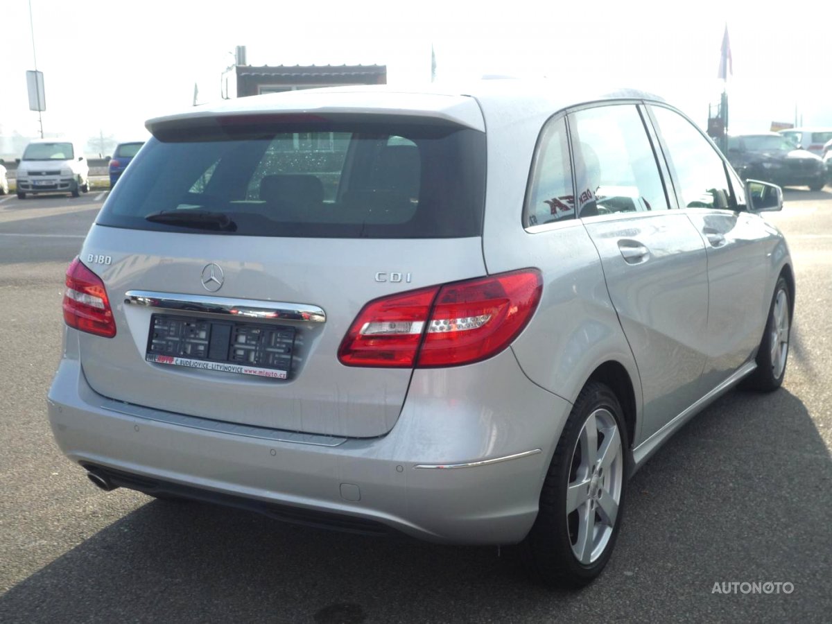 Mercedes-Benz Třídy B, 2012 - pohled č. 2