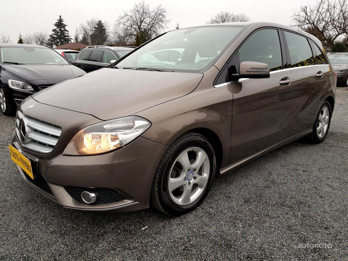 Mercedes-Benz Třídy B, 2012 - pohled č. 3
