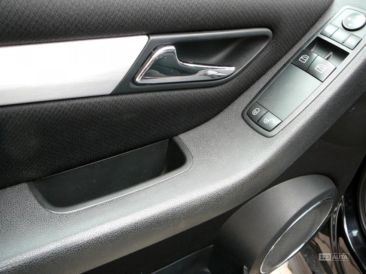 Mercedes-Benz Třídy B, 2006 - pohled č. 14