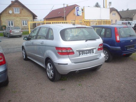 Mercedes-Benz Třídy B, 2010 - pohled č. 2