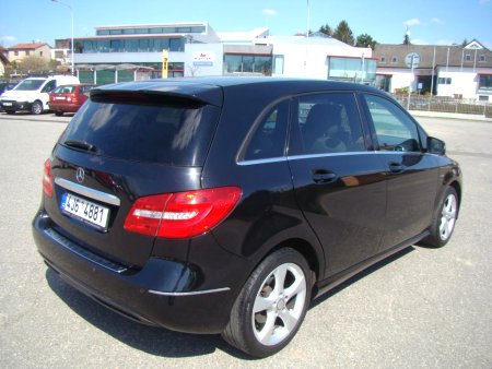 Mercedes-Benz Třídy B, 2012 - pohled č. 3