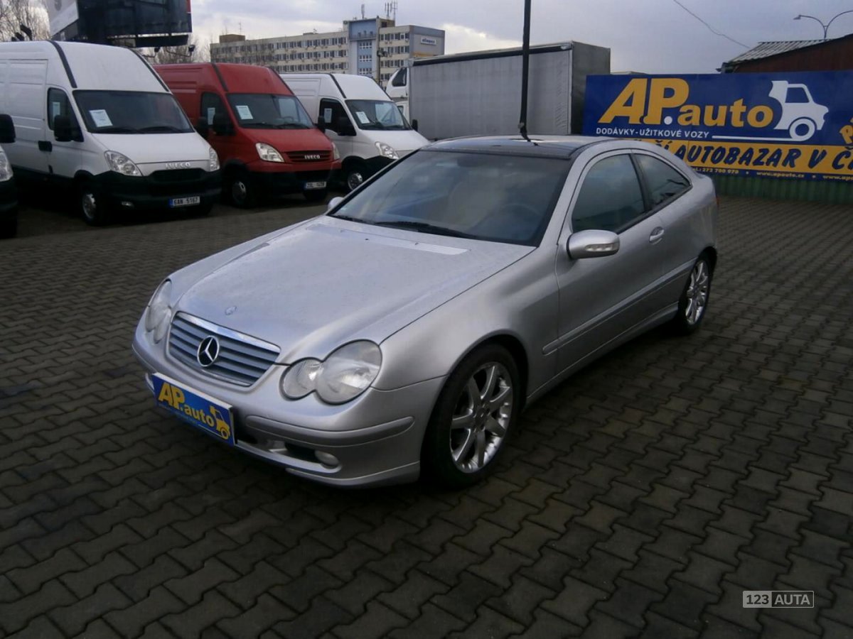 Mercedes-Benz Třídy C, 2001 - celkový pohled