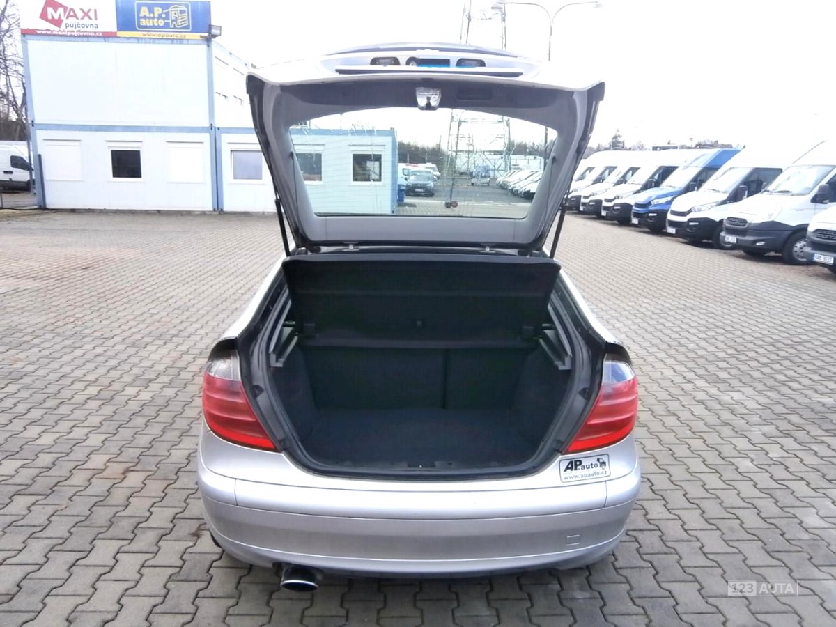 Mercedes-Benz Třídy C, 2001 - pohled č. 7