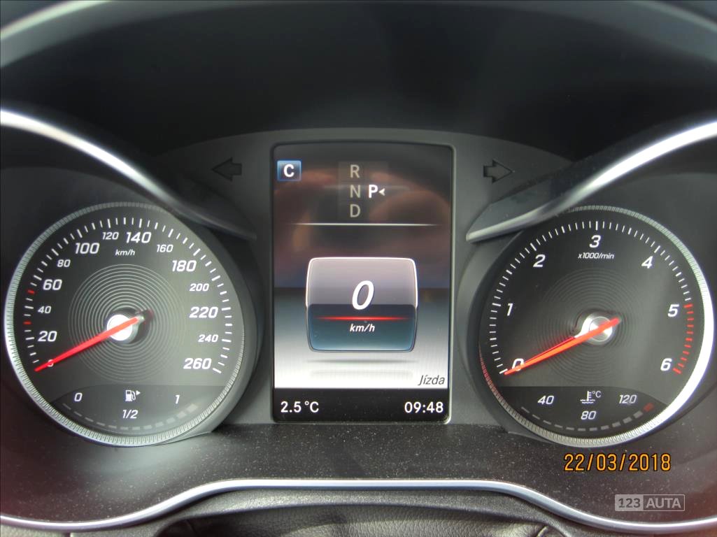 Mercedes-Benz Třídy C, 2015 - pohled č. 10