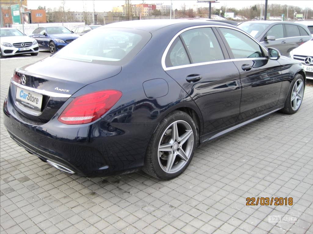 Mercedes-Benz Třídy C, 2015 - pohled č. 5