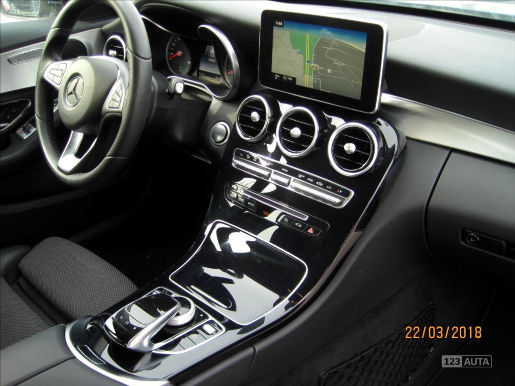 Mercedes-Benz Třídy C, 2015 - pohled č. 8