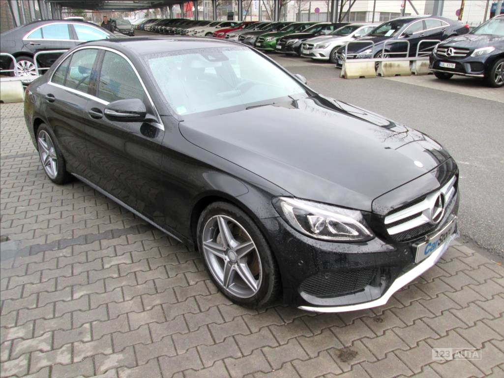 Mercedes-Benz Třídy C, 2015 - pohled č. 3