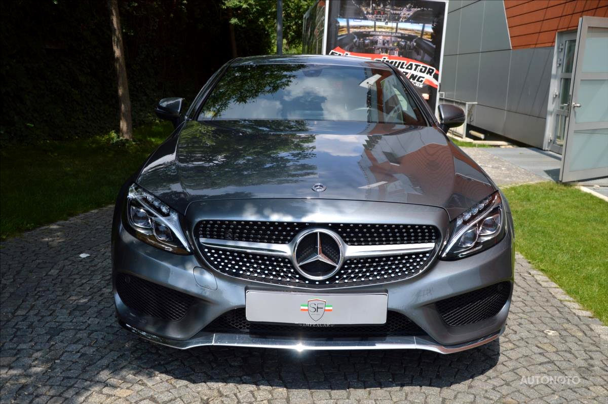 Mercedes-Benz Třídy C, 2017 - pohled č. 2