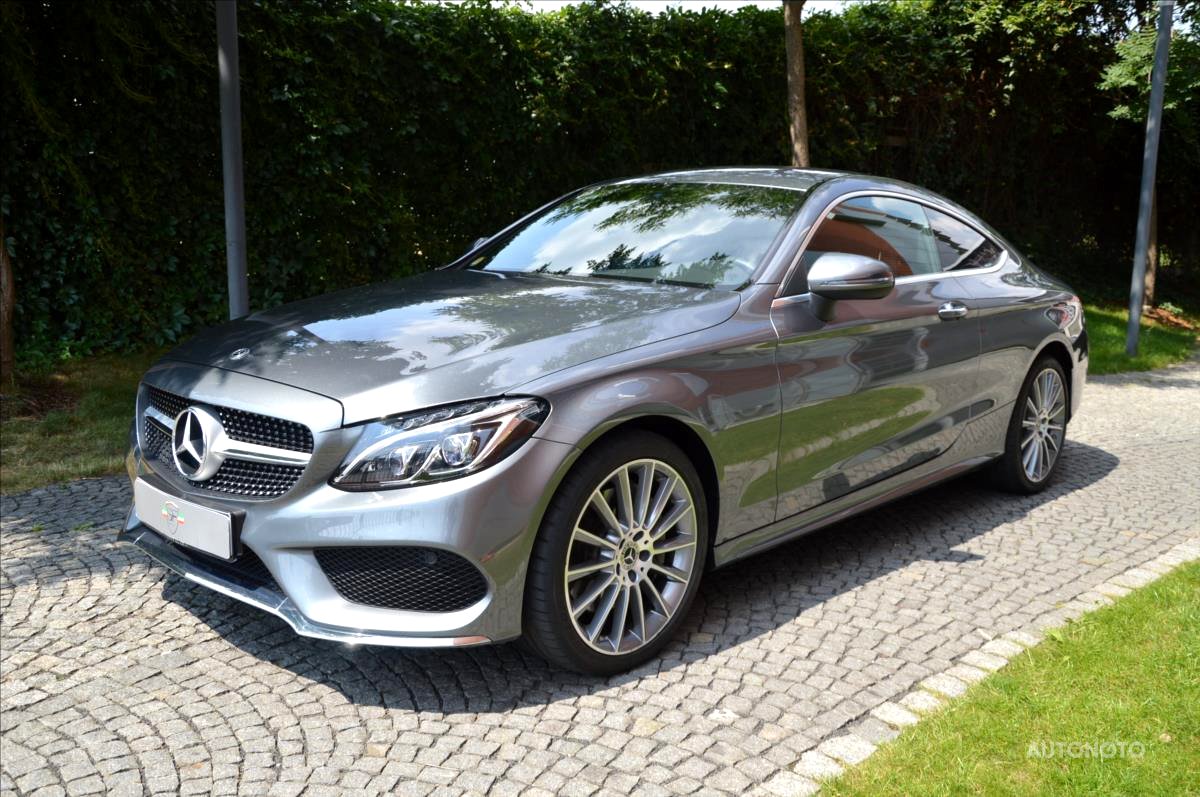 Mercedes-Benz Třídy C, 2017 - pohled č. 3
