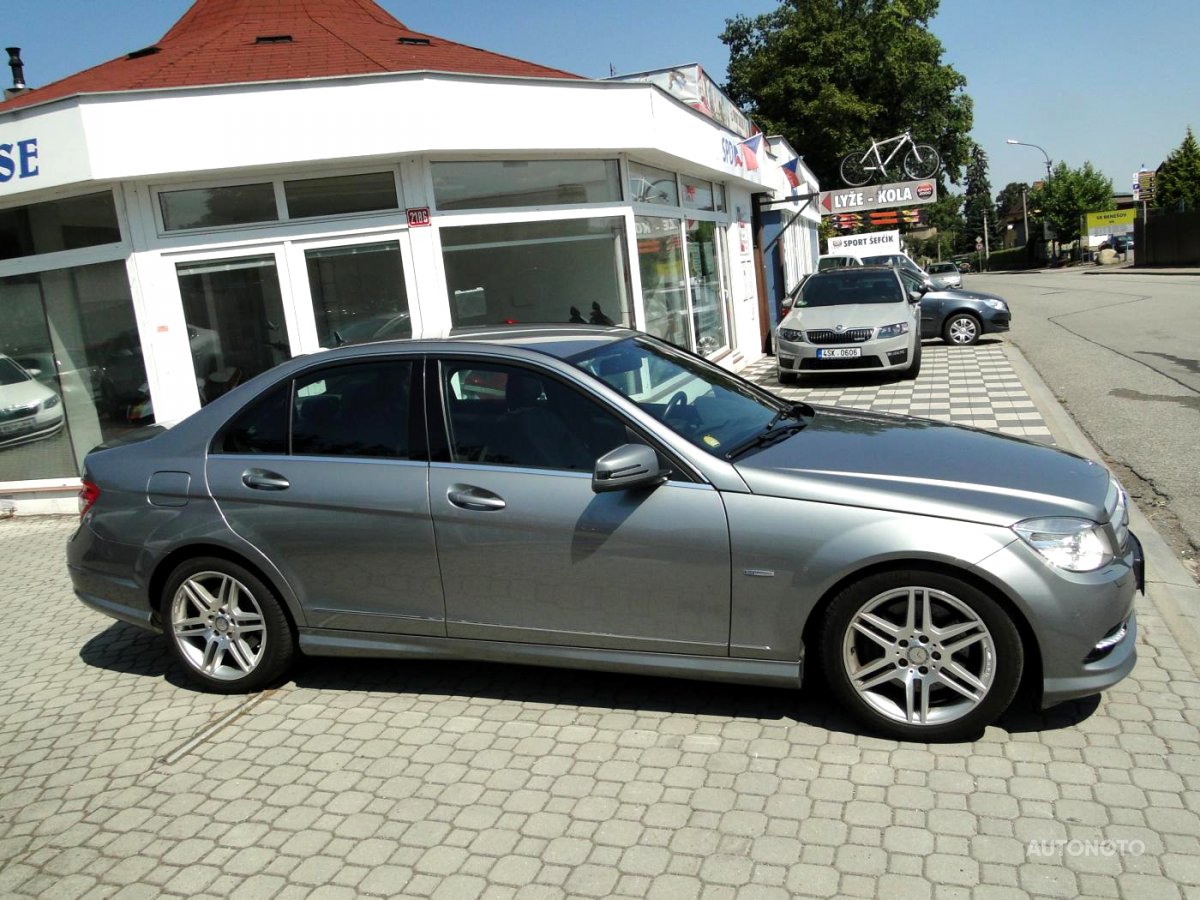 Mercedes-Benz Třídy C, 2011 - pohled č. 6