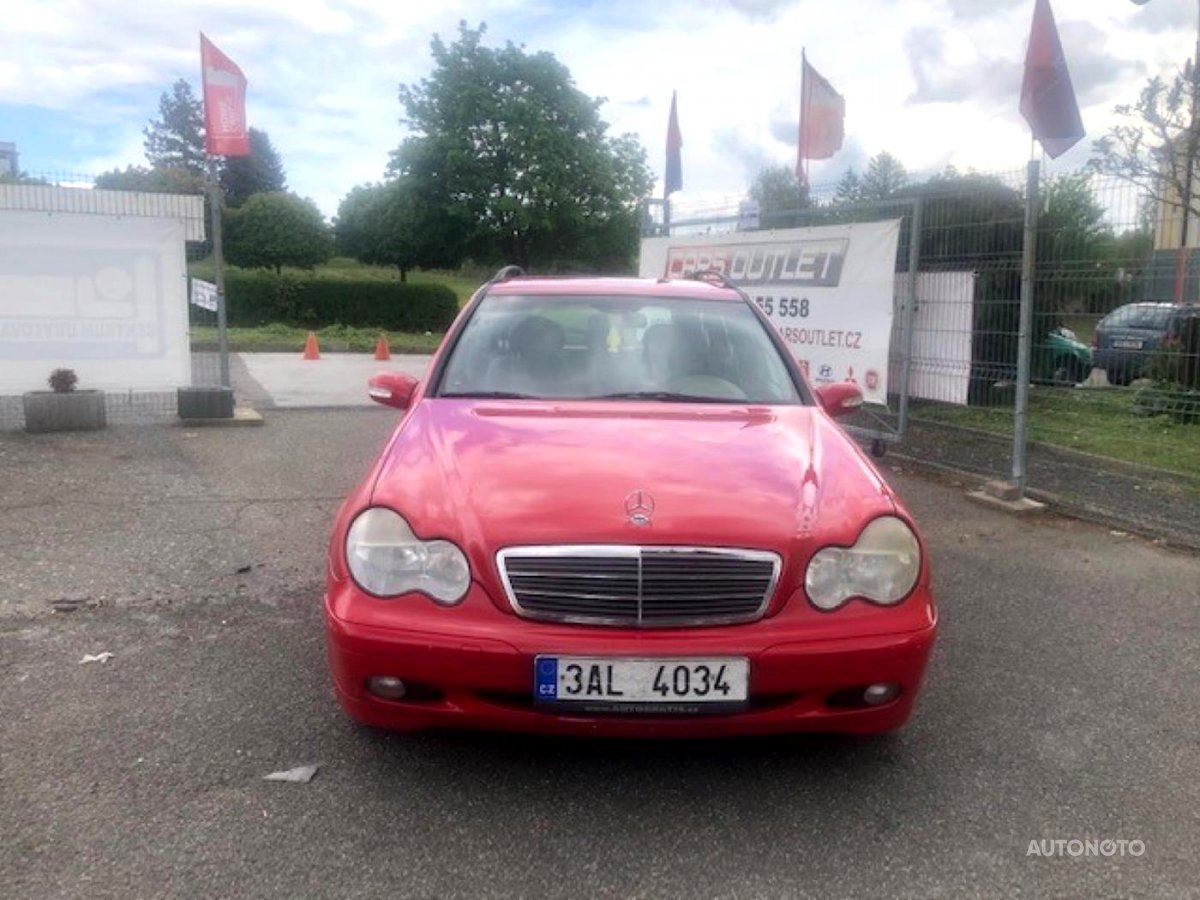 Mercedes-Benz Třídy C, 2001 - pohled č. 2