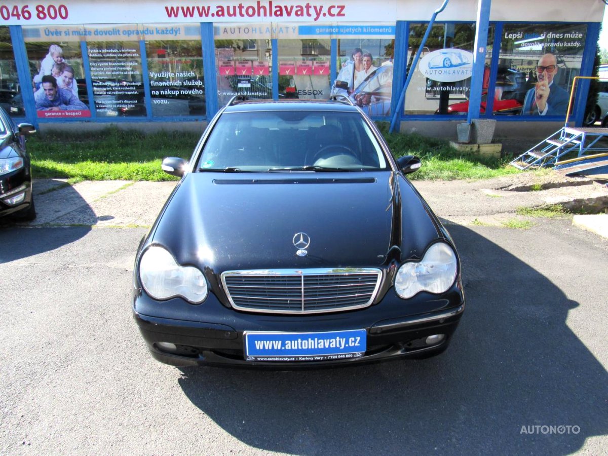 Mercedes-Benz Třídy C, 2002 - pohled č. 2
