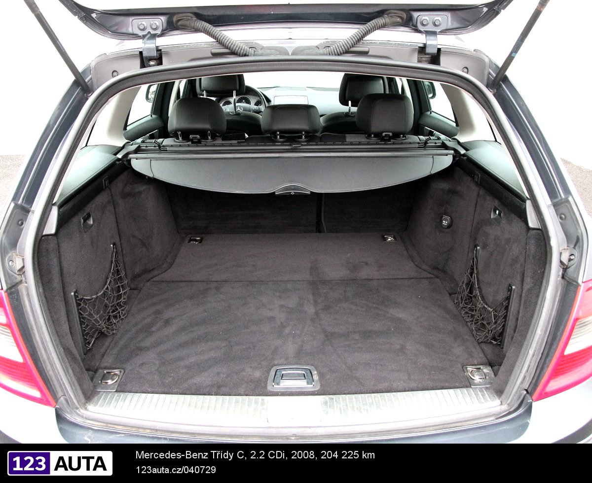 Mercedes-Benz Třídy C, 2008 - pohled č. 10