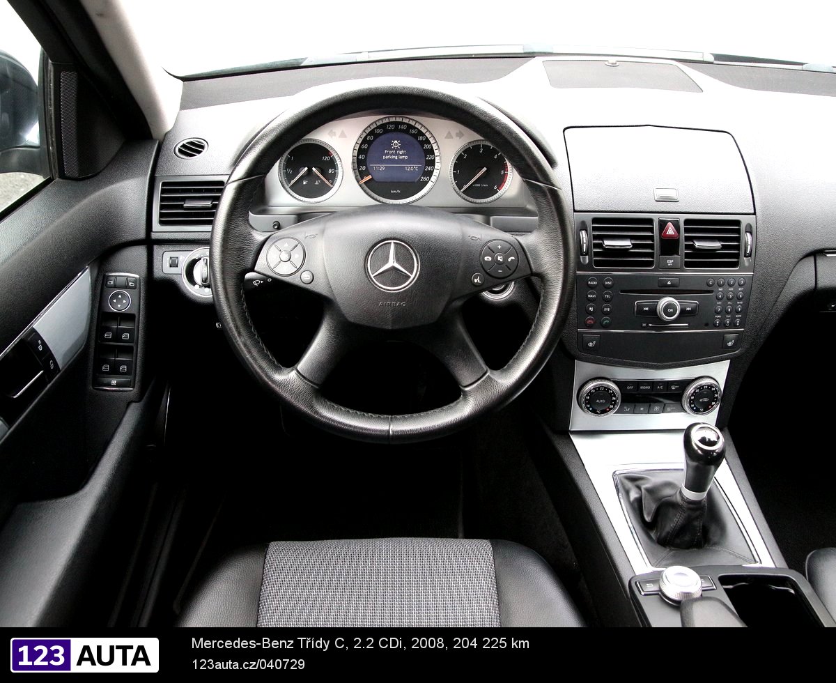 Mercedes-Benz Třídy C, 2008 - pohled č. 13