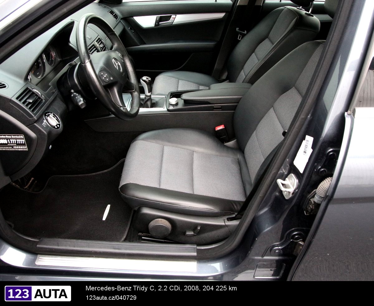 Mercedes-Benz Třídy C, 2008 - pohled č. 15