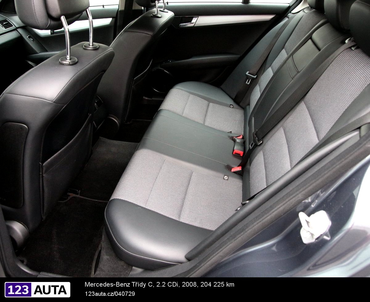 Mercedes-Benz Třídy C, 2008 - pohled č. 16