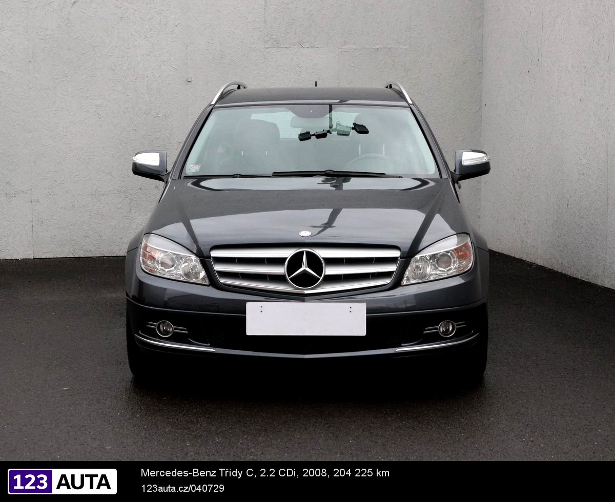 Mercedes-Benz Třídy C, 2008 - pohled č. 2