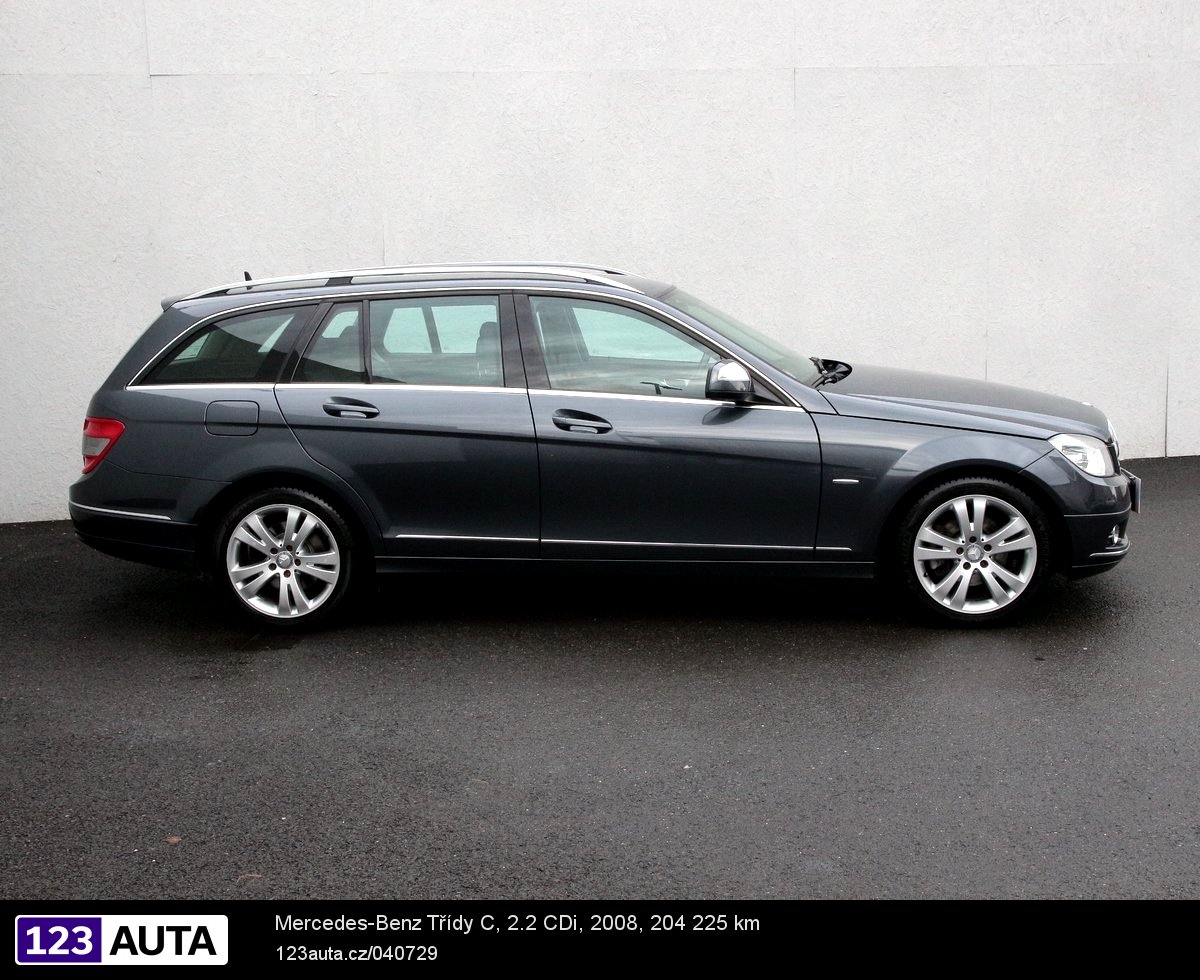 Mercedes-Benz Třídy C, 2008 - pohled č. 4