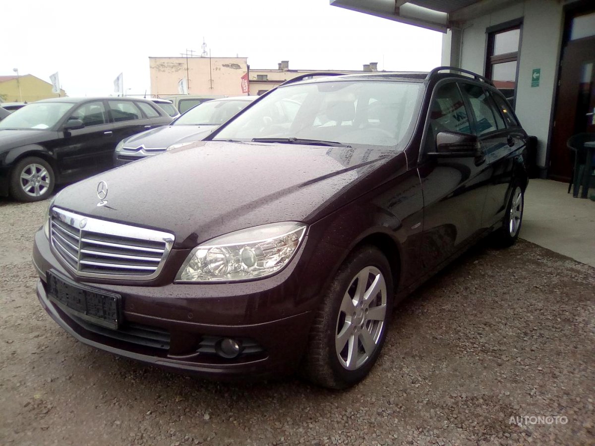 Mercedes-Benz Třídy C, 2010 - celkový pohled