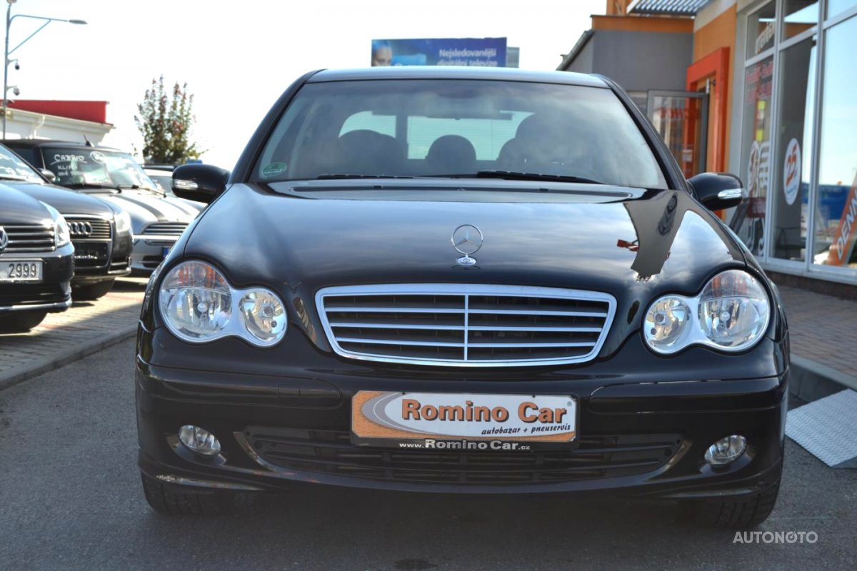 Mercedes-Benz Třídy C, 2004 - pohled č. 2
