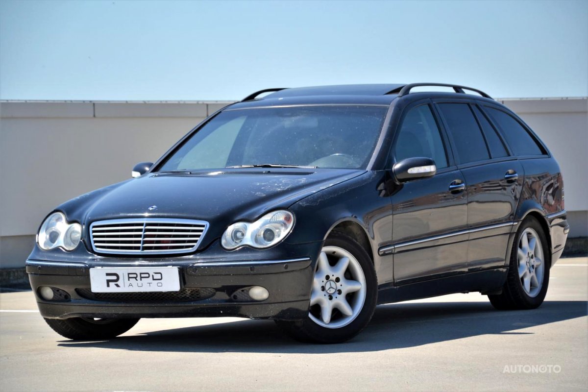 Mercedes-Benz Třídy C, 2001 - pohled č. 3
