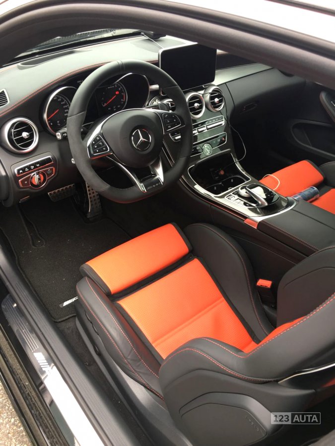 Mercedes-Benz Třídy C, 2016 - pohled č. 5