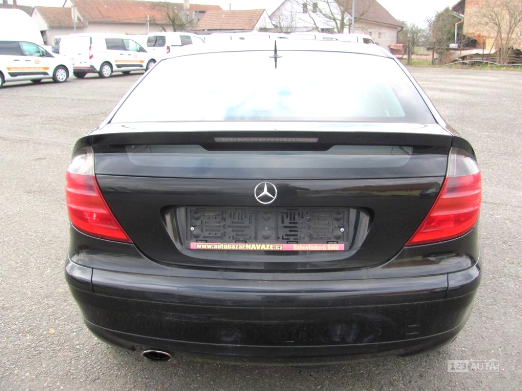 Mercedes-Benz Třídy C, 2002 - pohled č. 15