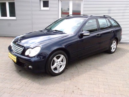 Mercedes-Benz Třídy C, 2007 - pohled č. 3