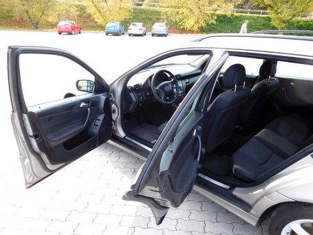 Mercedes-Benz Třídy C, 2004 - pohled č. 9