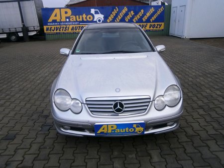 Mercedes-Benz Třídy C, 2001 - pohled č. 2
