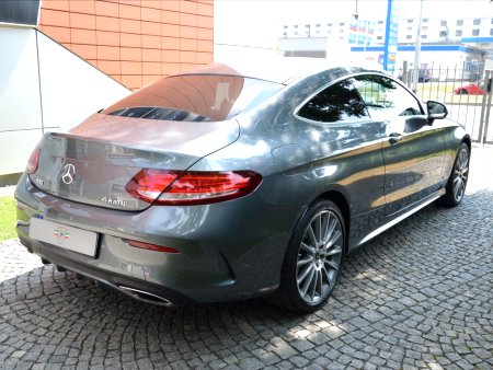 Mercedes-Benz Třídy C, 2017 - pohled č. 8