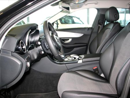 Mercedes-Benz Třídy C, 2017 - pohled č. 10