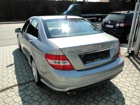 Mercedes-Benz Třídy C, 2011 - pohled č. 3