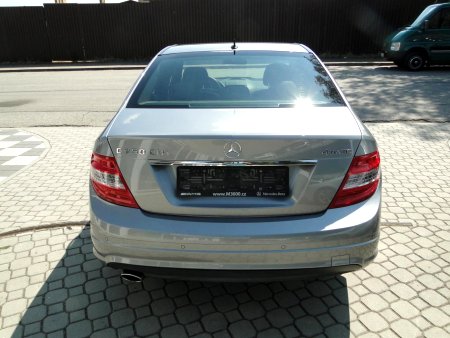 Mercedes-Benz Třídy C, 2011 - pohled č. 4