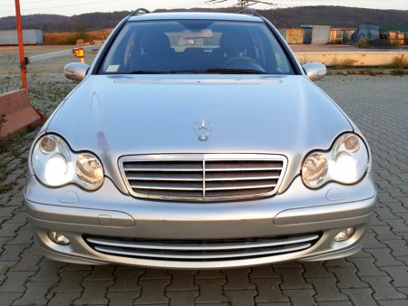 Mercedes-Benz Třídy C, 2007 - pohled č. 2