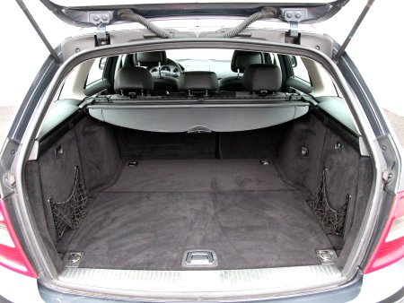 Mercedes-Benz Třídy C, 2008 - pohled č. 10