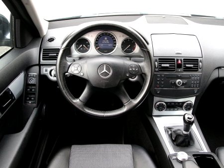 Mercedes-Benz Třídy C, 2008 - pohled č. 13