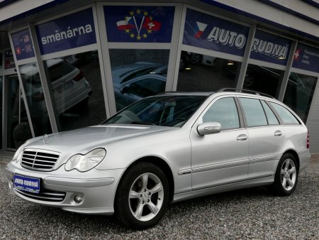 Mercedes-Benz Třídy C, 2005