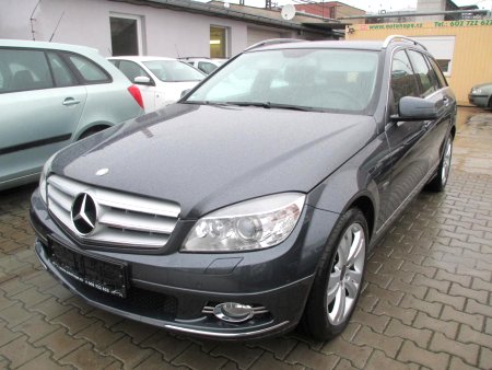 Mercedes-Benz Třídy C, 2008 - pohled č. 3