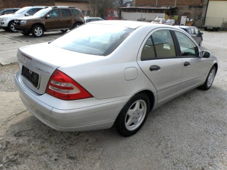 Mercedes-Benz Třídy C, 2003 - pohled č. 2
